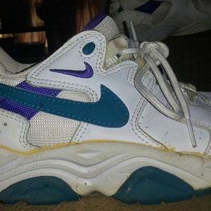 Women nike cross trainers